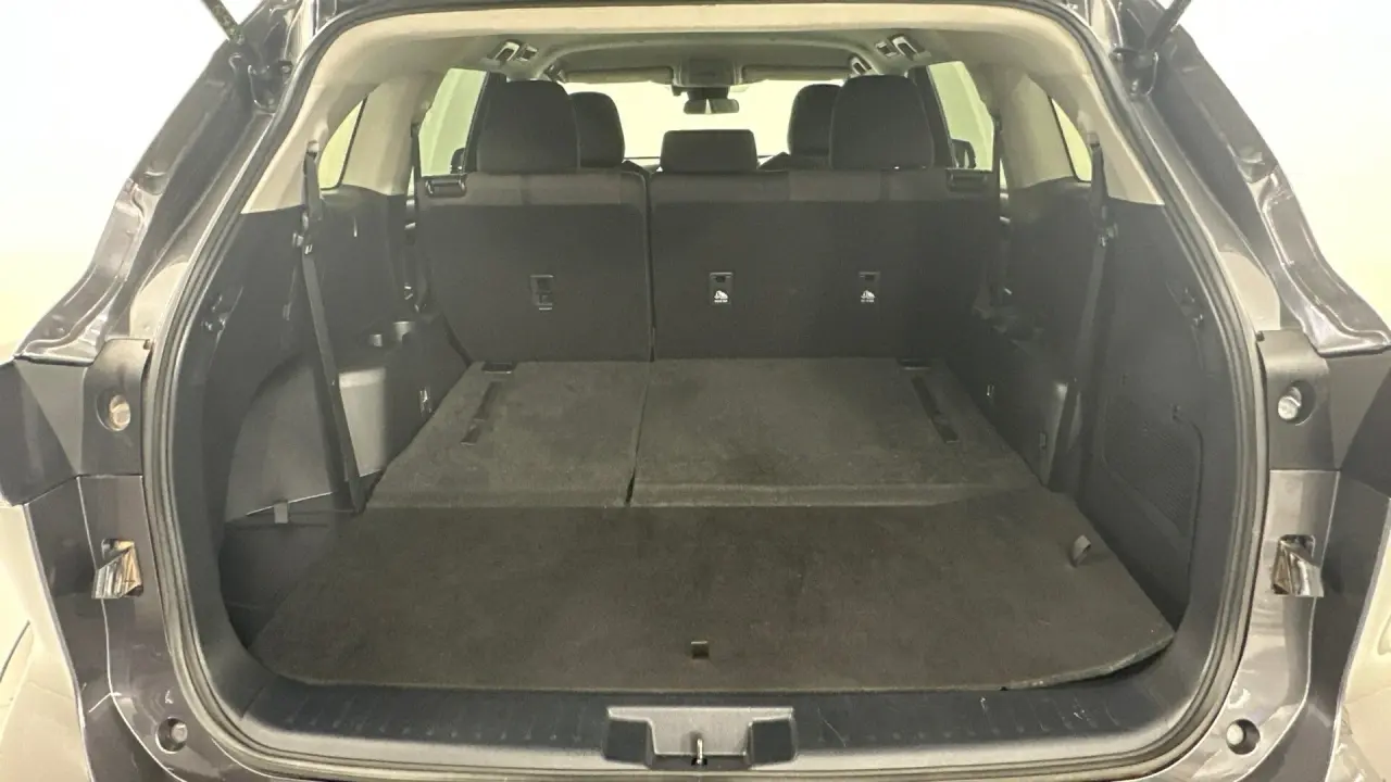 2021 Toyota Kluger Gallery Image 22