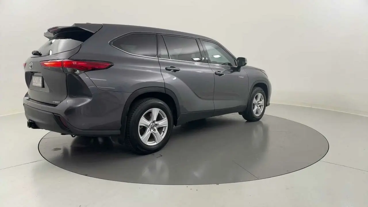 2021 Toyota Kluger Gallery Image 5