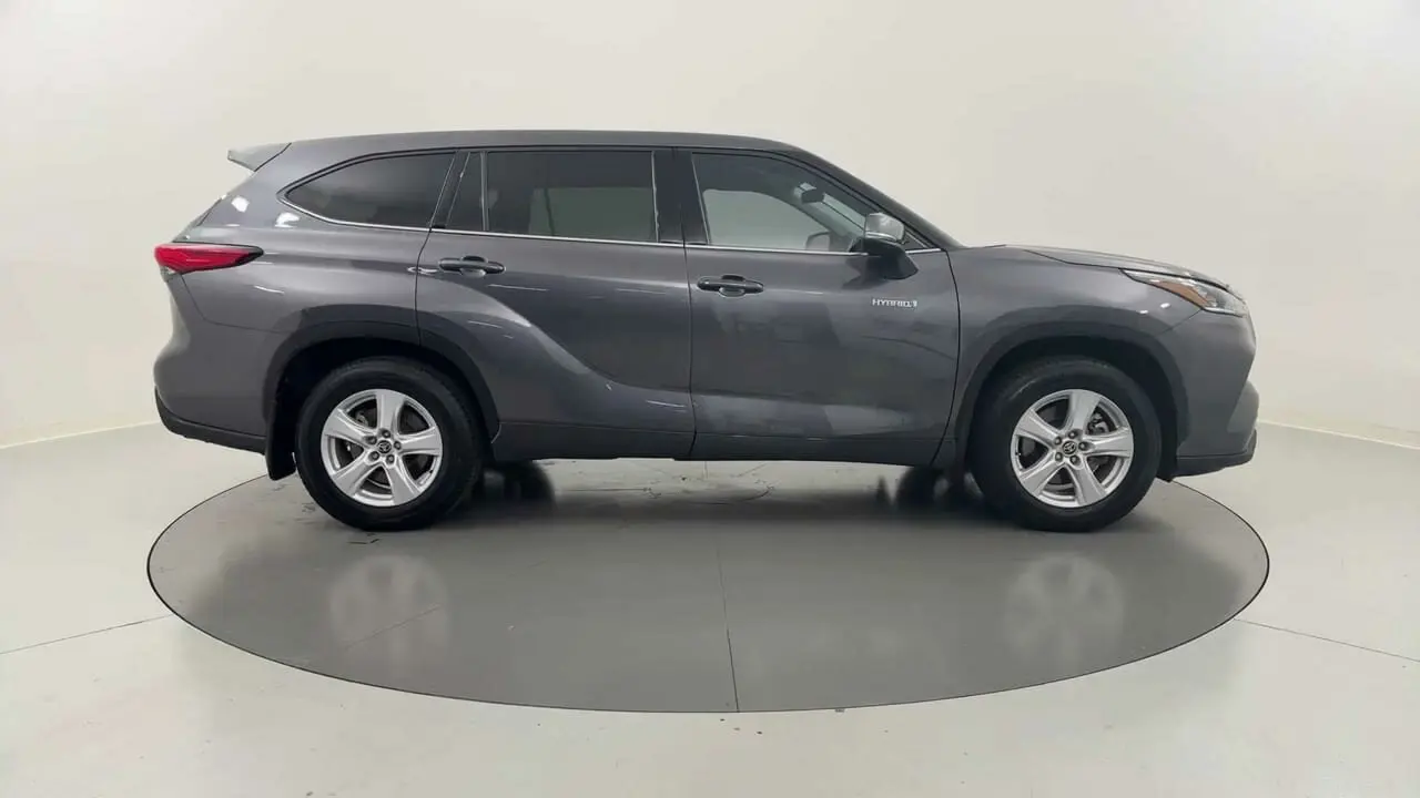 2021 Toyota Kluger Gallery Image 6