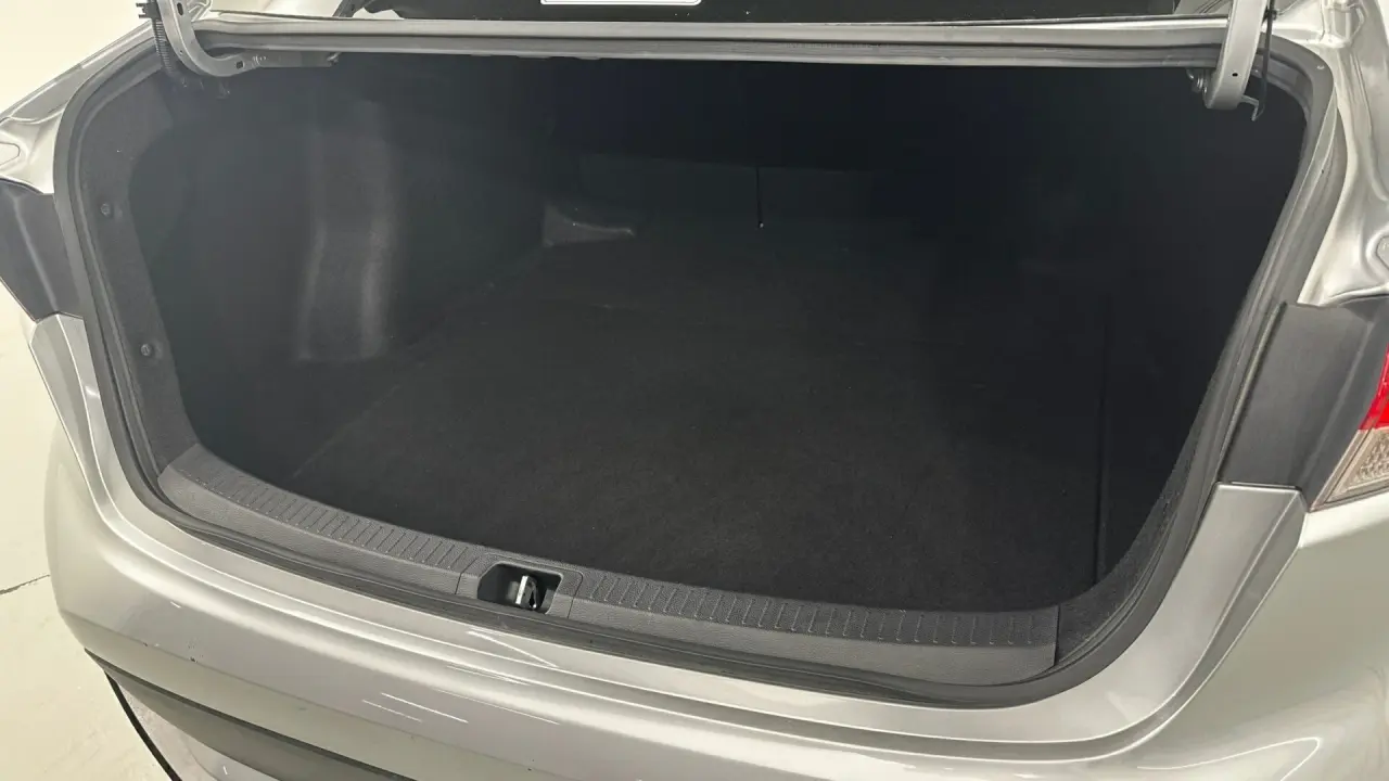 2020 Toyota Corolla Gallery Image 19