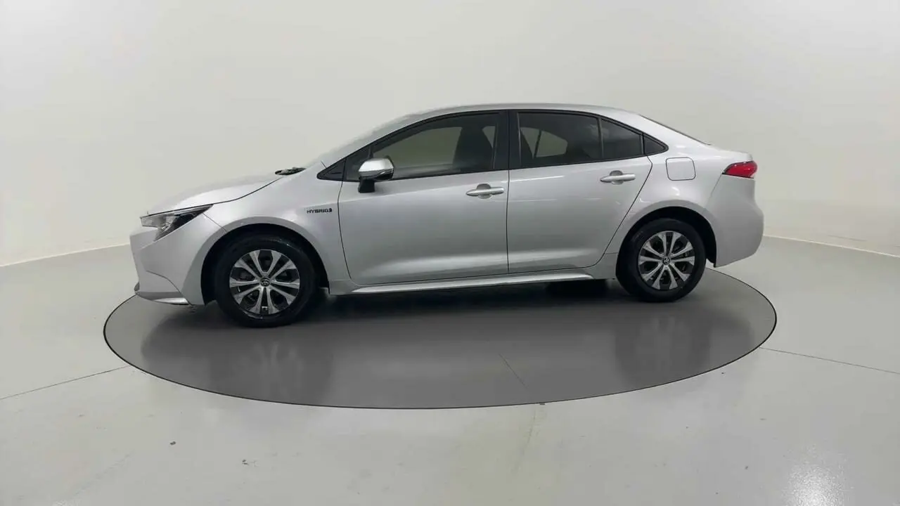 2020 Toyota Corolla Gallery Image 2