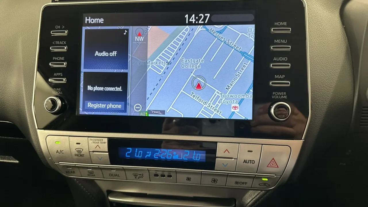 2021 Toyota Landcruiser Prado Gallery Image 10