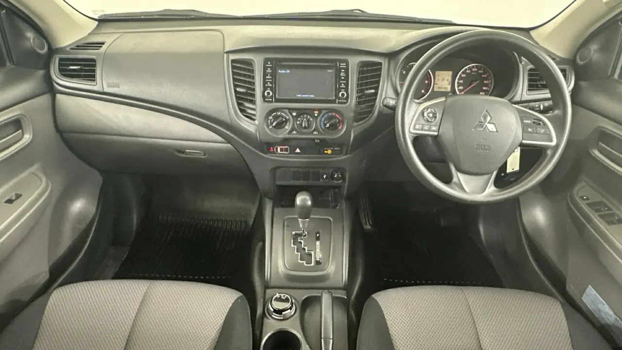 2018 Mitsubishi Triton Gallery Image 12