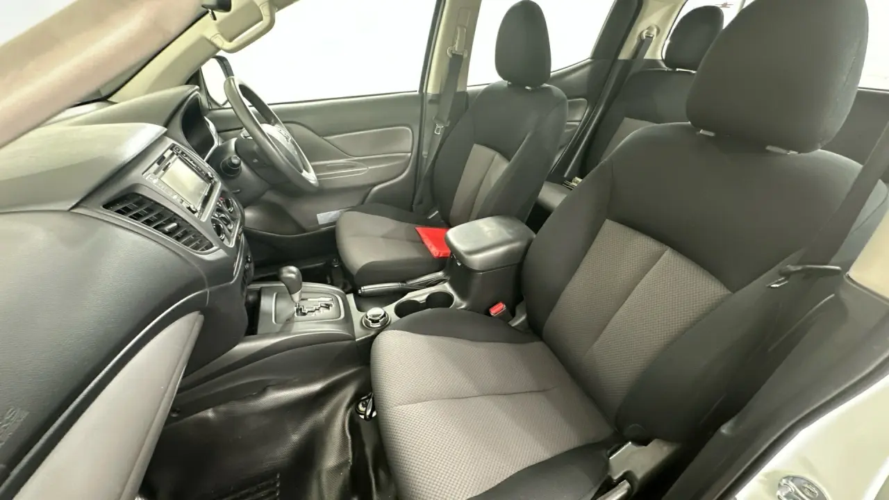 2018 Mitsubishi Triton Gallery Image 15