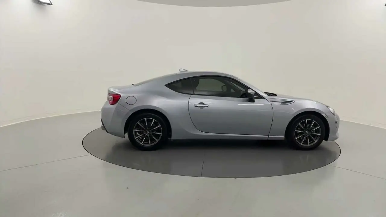 2017 Toyota 86 Gallery Image 6