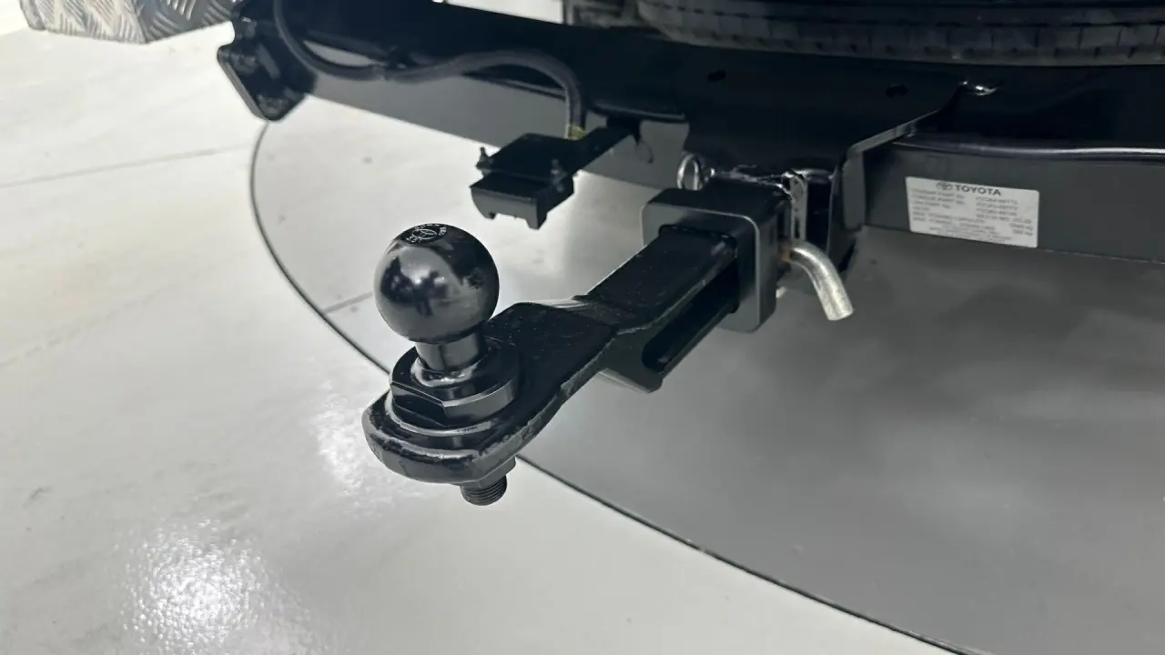 2023 Toyota Hilux Gallery Image 19