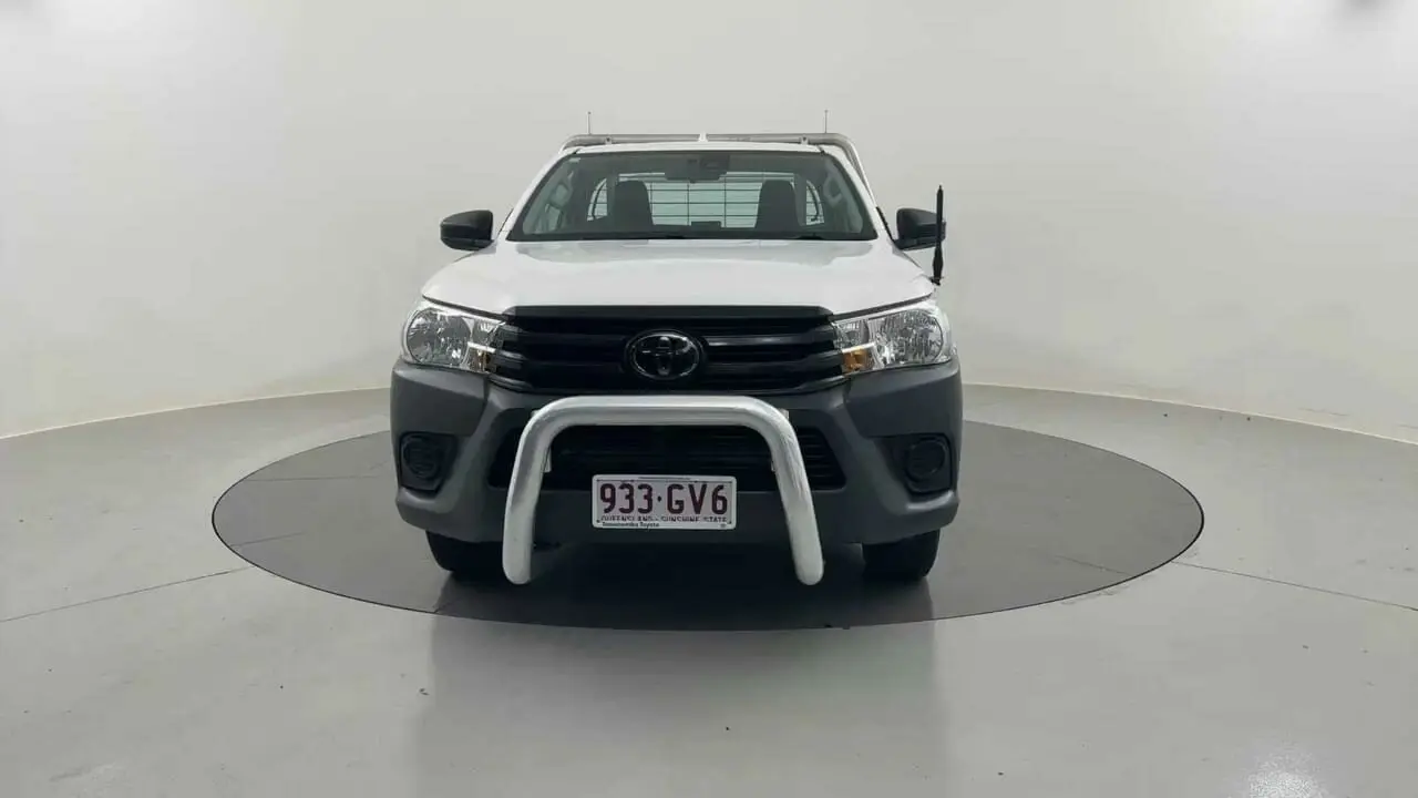 2023 Toyota Hilux Gallery Image 8