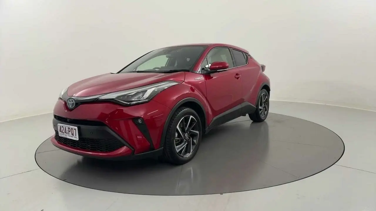 2020 Toyota C-HR Gallery Image 1