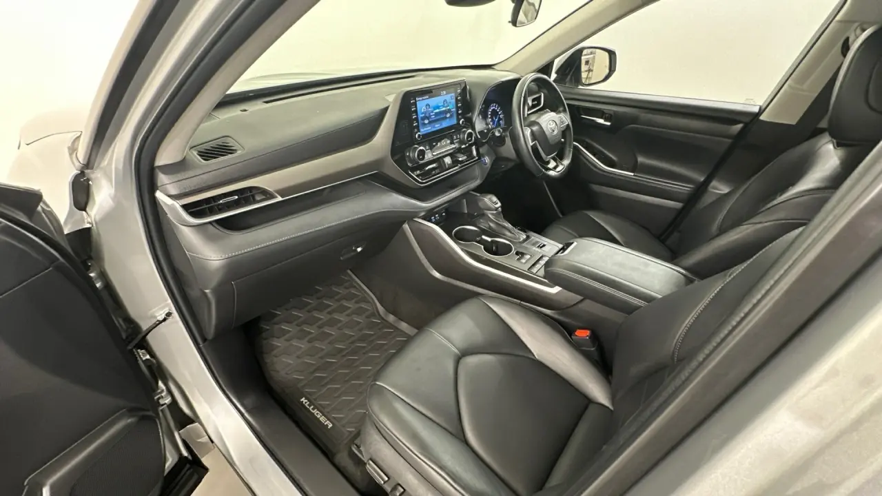2022 Toyota Kluger Gallery Image 10