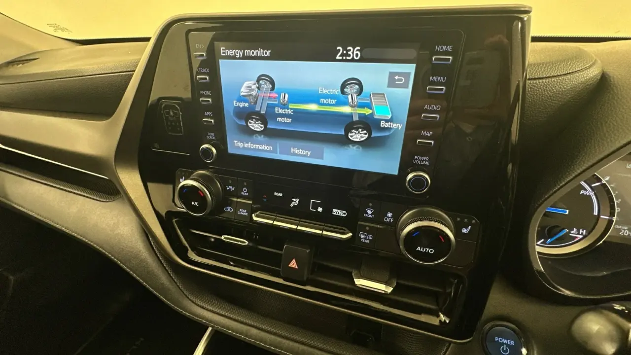 2022 Toyota Kluger Gallery Image 16