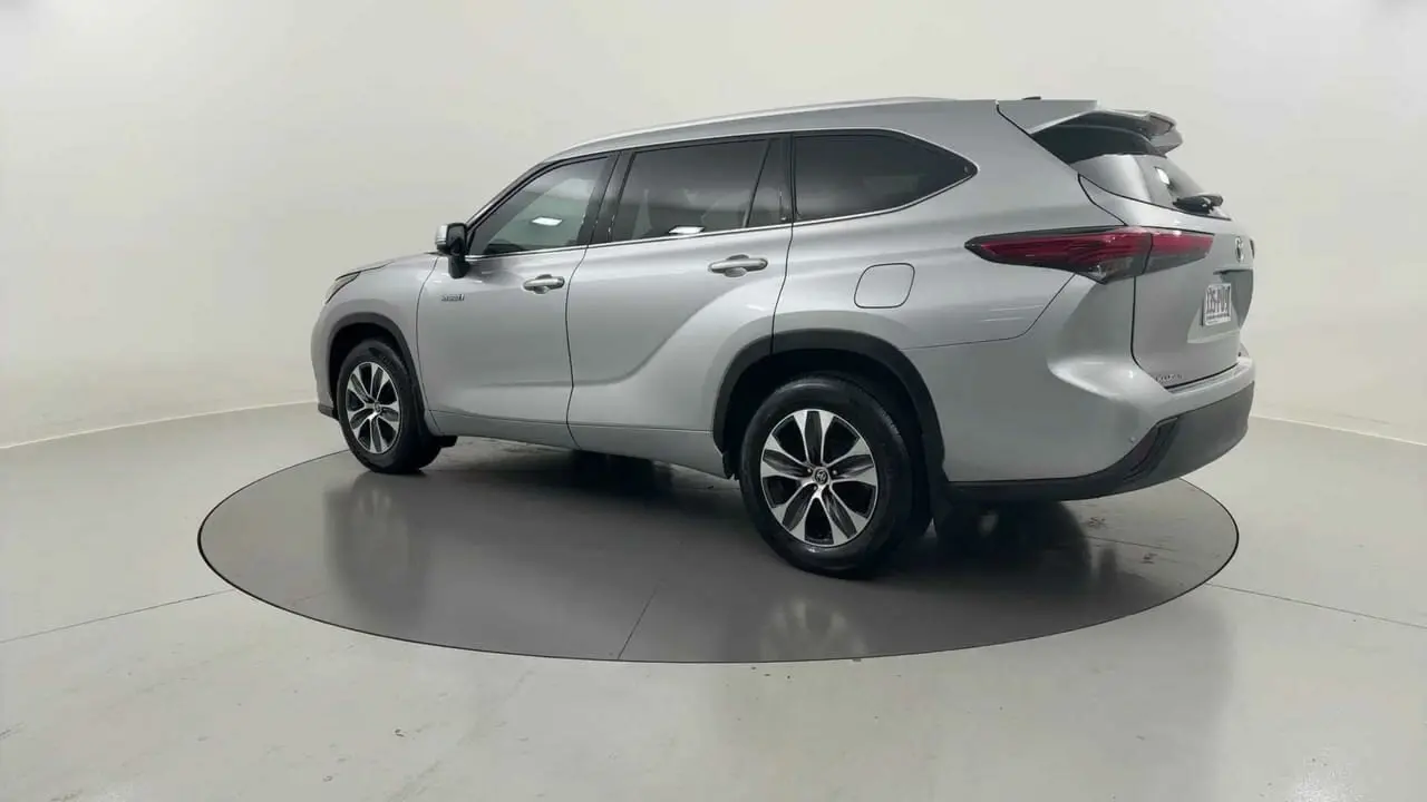 2022 Toyota Kluger Gallery Image 3