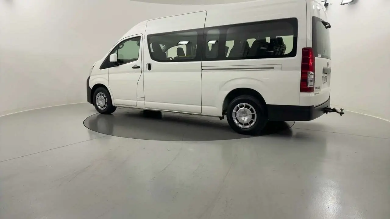 2021 Toyota HiAce Gallery Image 3