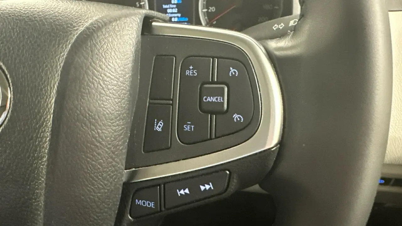 2025 Toyota HiAce Gallery Image 13