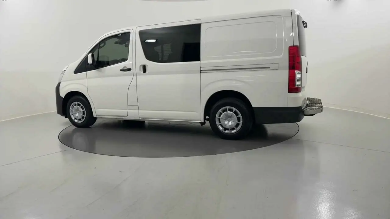 2025 Toyota HiAce Gallery Image 3