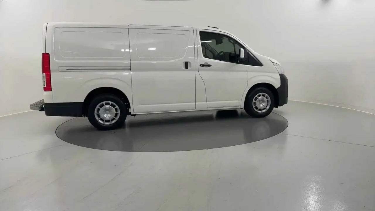 2025 Toyota HiAce Gallery Image 6