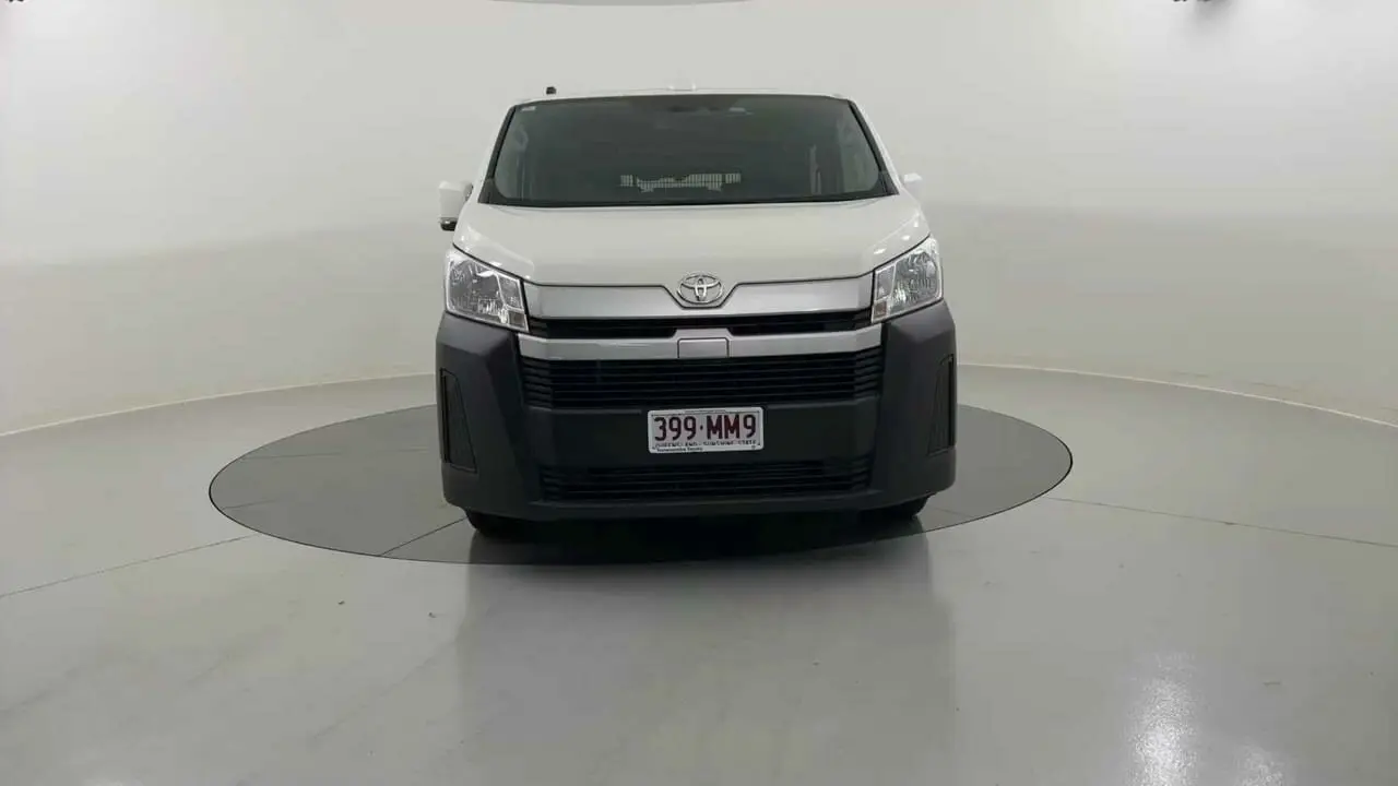 2025 Toyota HiAce Gallery Image 8