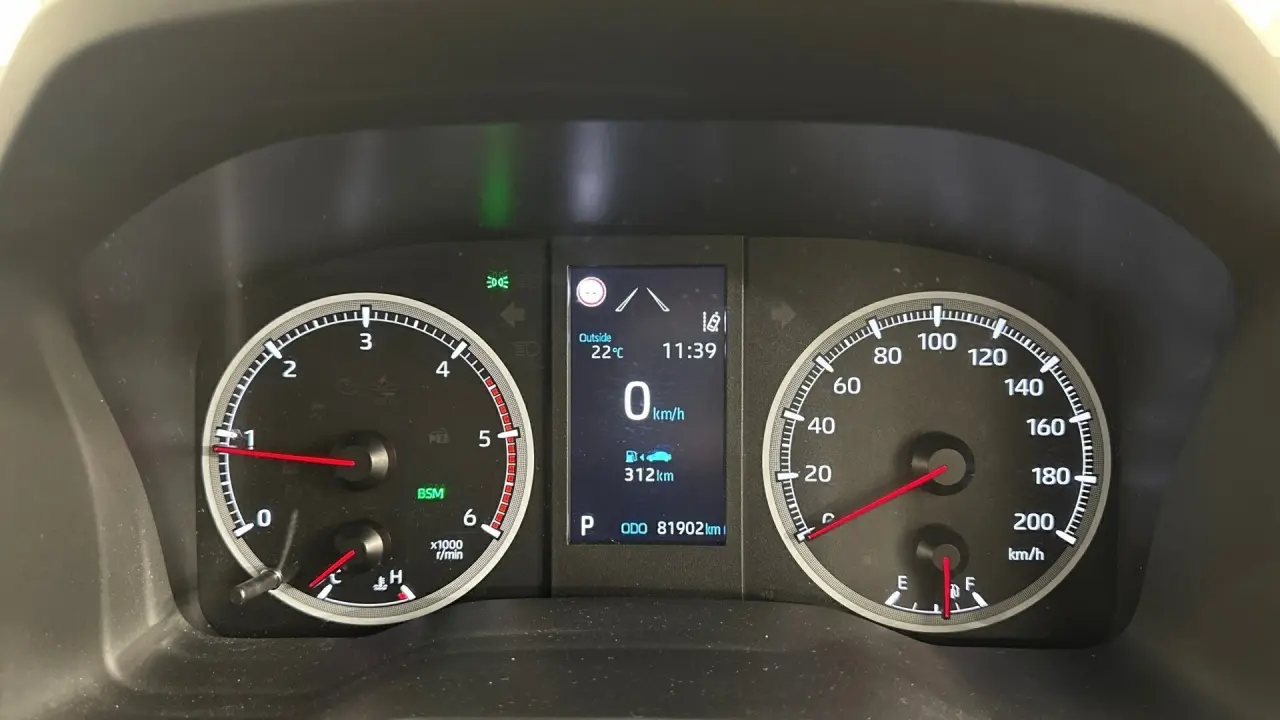 2025 Toyota HiAce Gallery Image 9