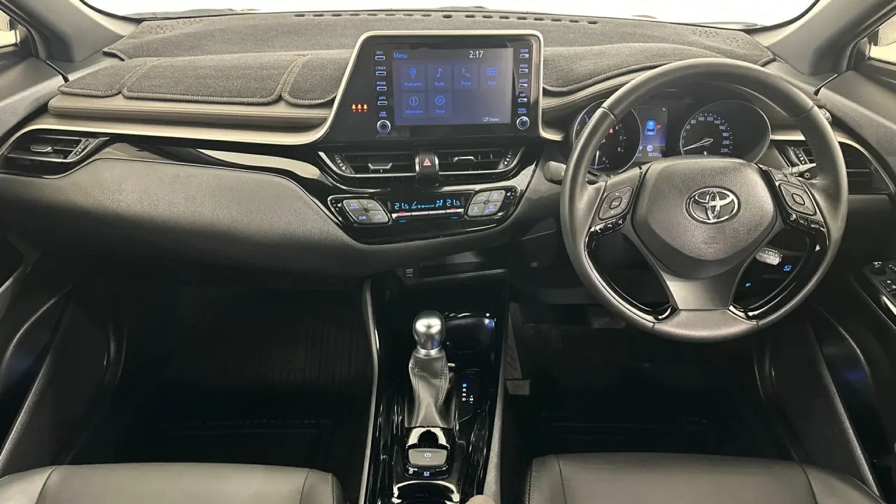 2021 Toyota C-HR Gallery Image 10