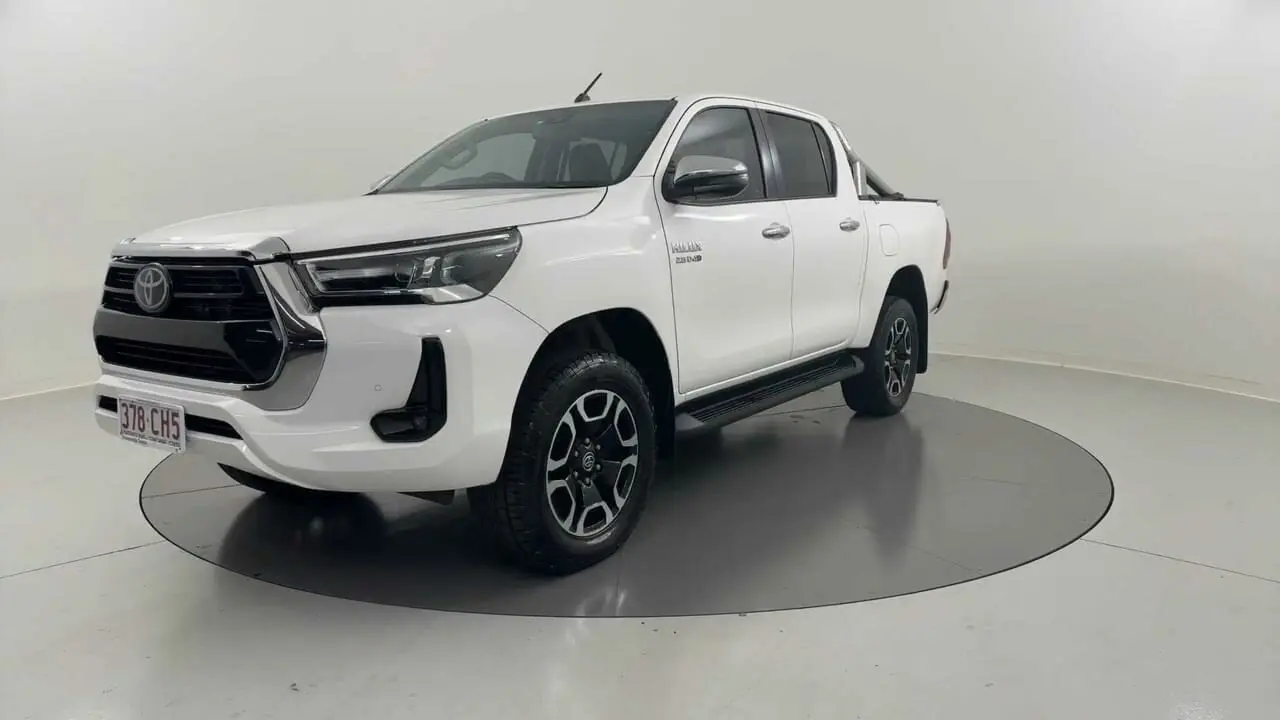 2021 Toyota Hilux Gallery Image 1