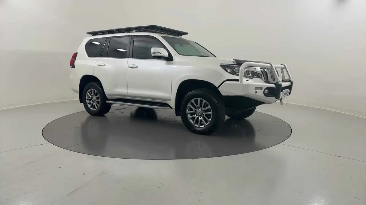2019 Toyota Landcruiser Prado Gallery Image 7