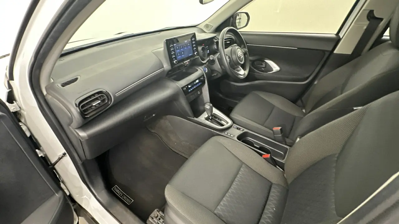 2023 Toyota Yaris Cross Gallery Image 10