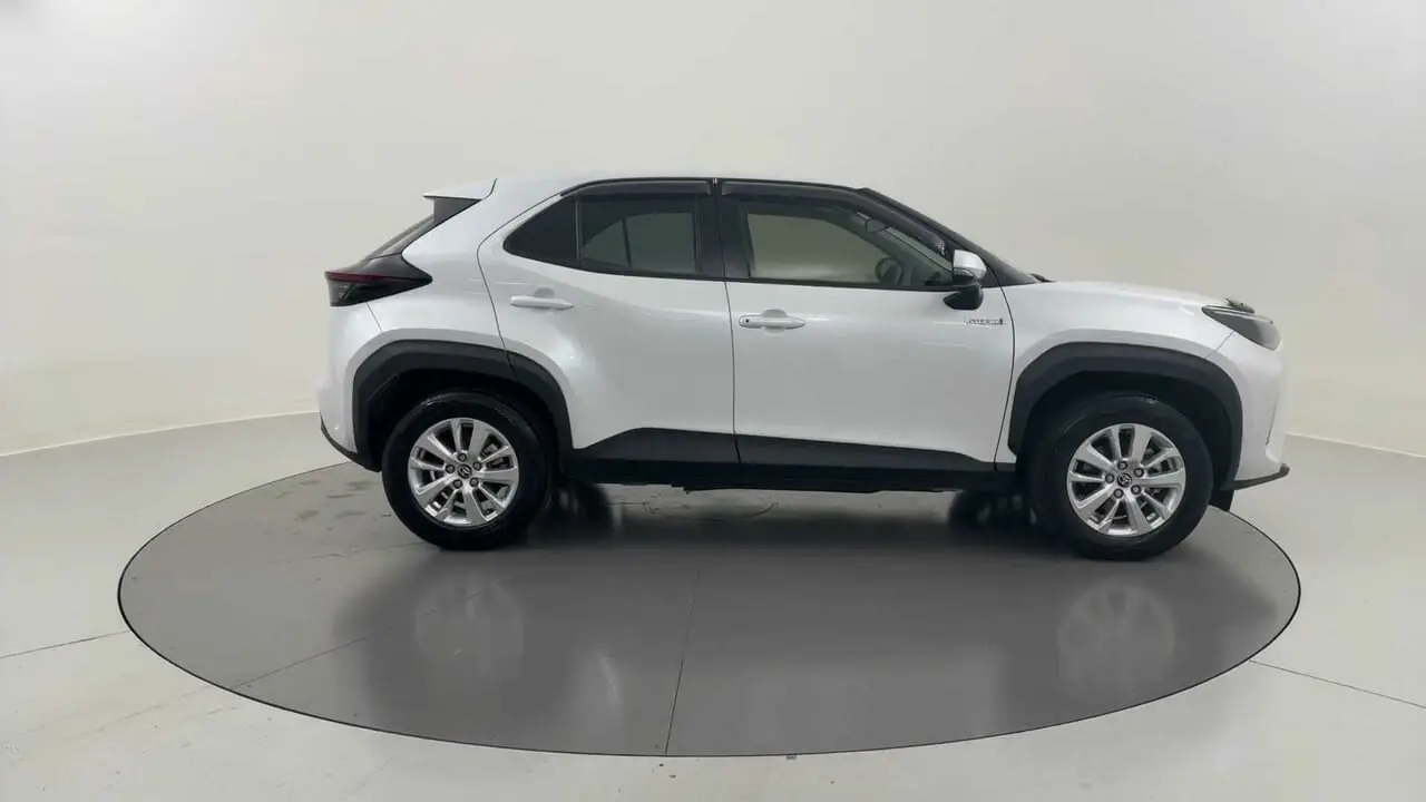 2023 Toyota Yaris Cross Gallery Image 25