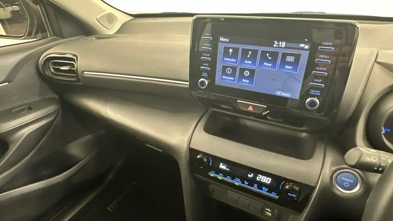 2023 Toyota Yaris Cross Gallery Image 5