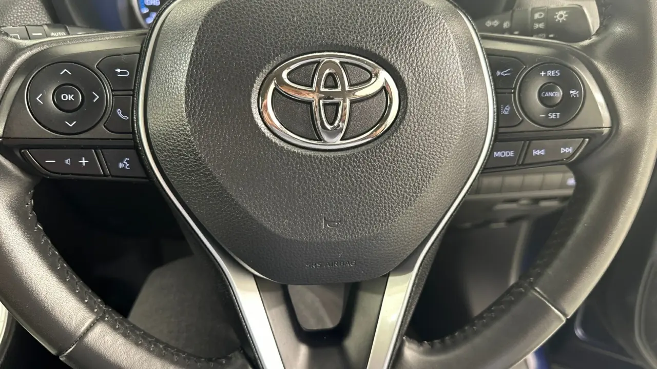 2022 Toyota RAV4 Gallery Image 19