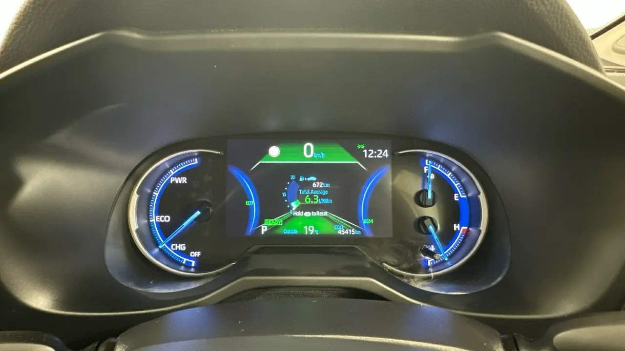 2019 Toyota RAV4 Gallery Image 9