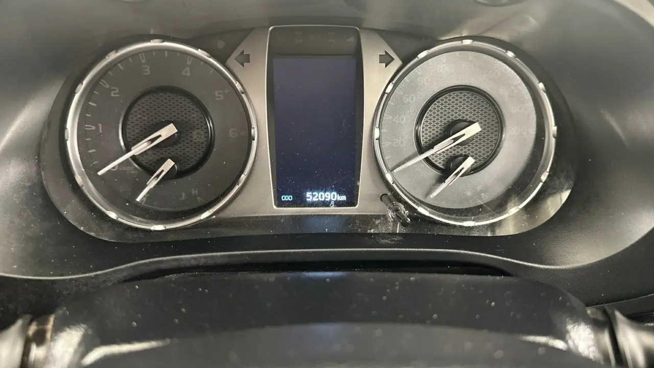 2023 Toyota Hilux Gallery Image 10
