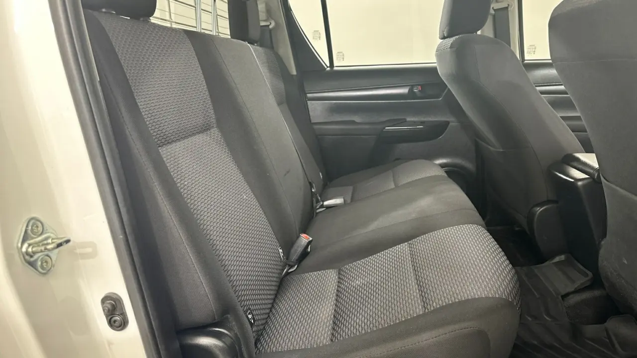 2023 Toyota Hilux Gallery Image 18
