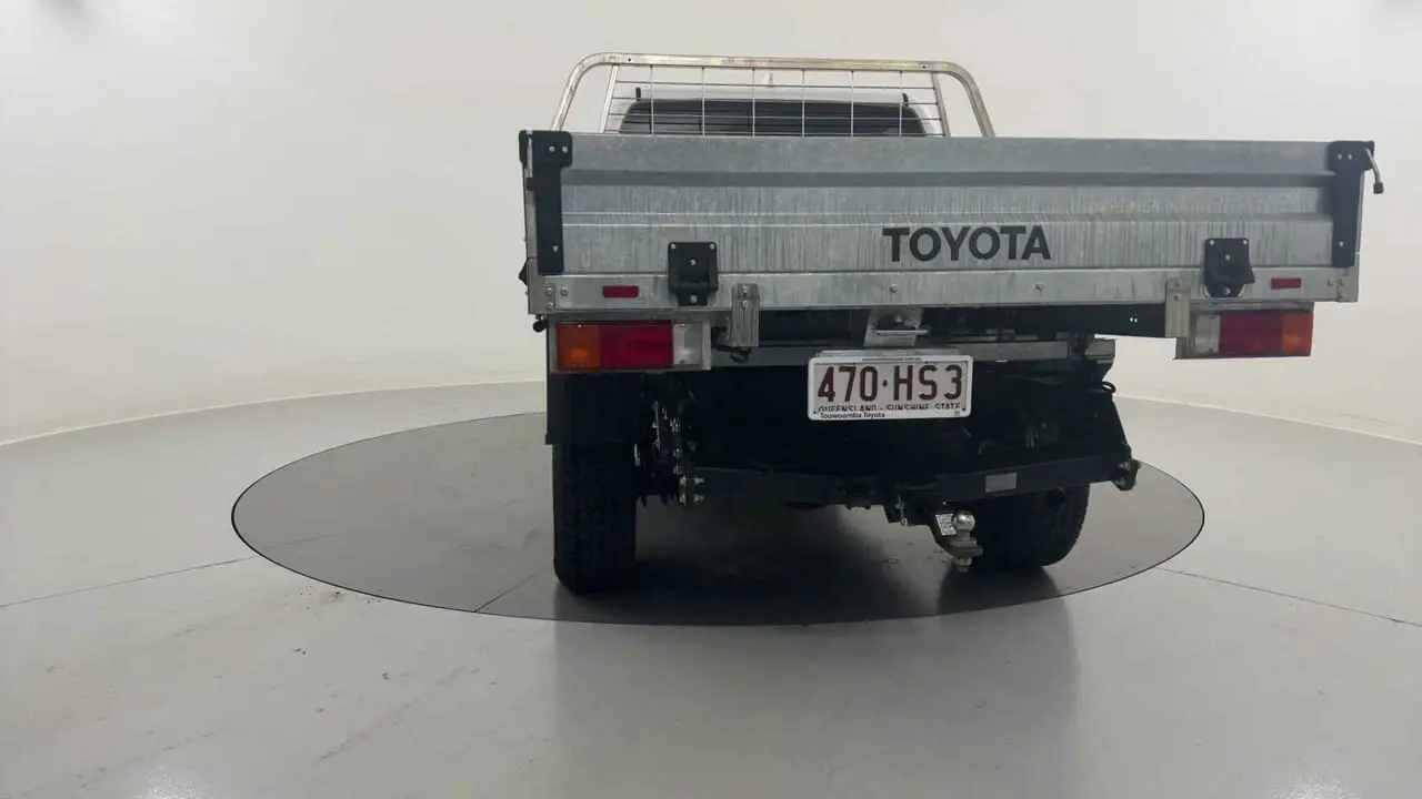 2023 Toyota Hilux Gallery Image 4