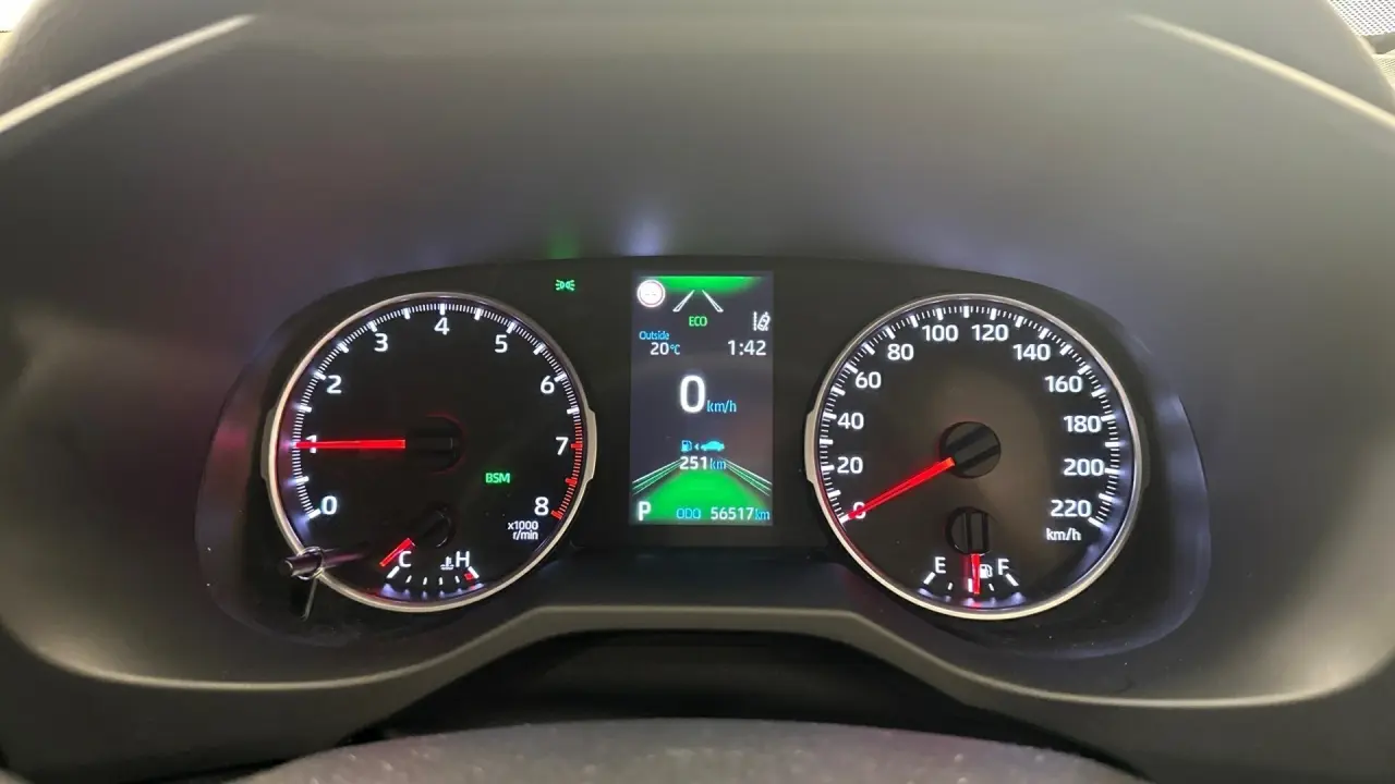 2022 Toyota RAV4 Gallery Image 13