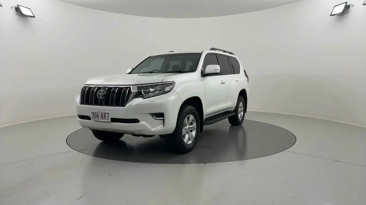 2020 Toyota Landcruiser Prado Gallery Image 1