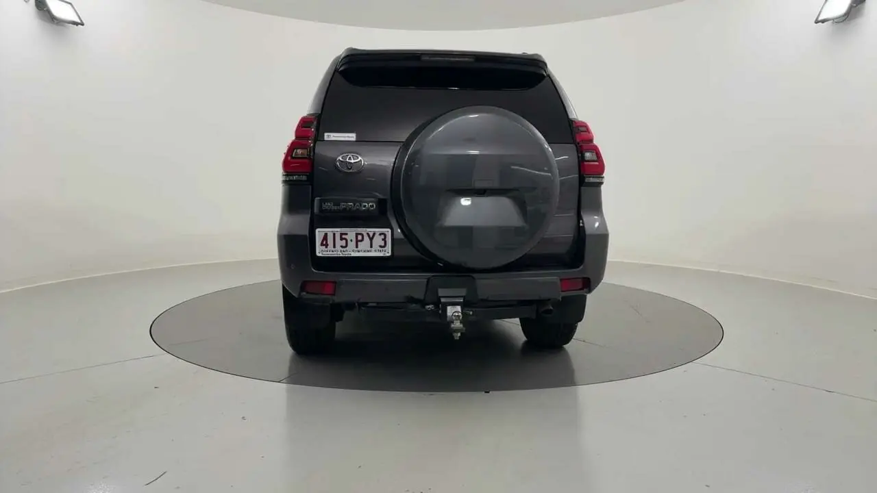 2020 Toyota Landcruiser Prado Gallery Image 4
