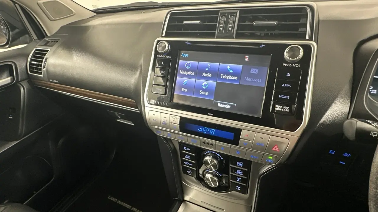 2019 Toyota Landcruiser Prado Gallery Image 12
