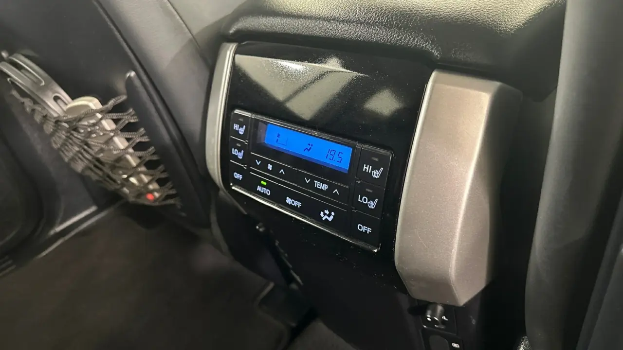 2019 Toyota Landcruiser Prado Gallery Image 14