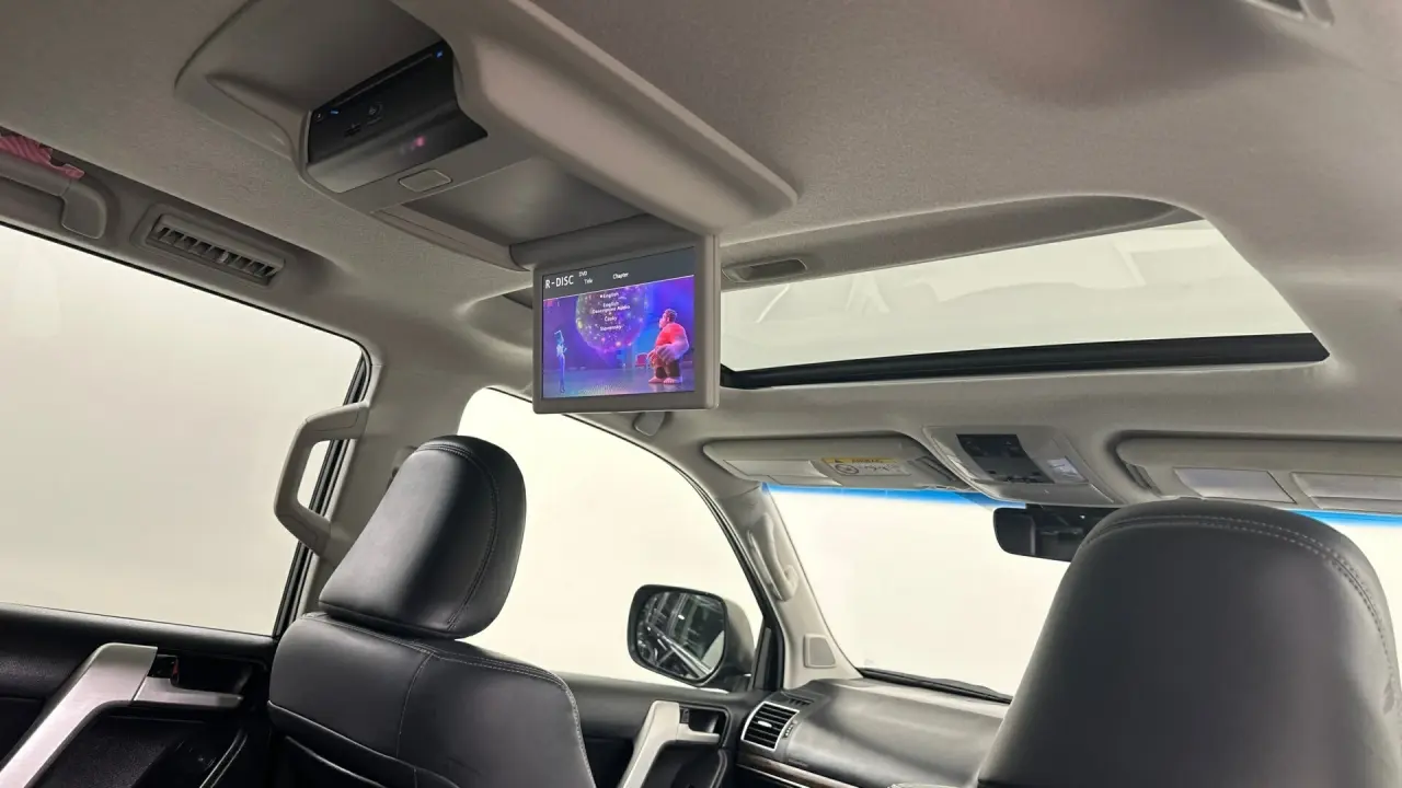 2019 Toyota Landcruiser Prado Gallery Image 20
