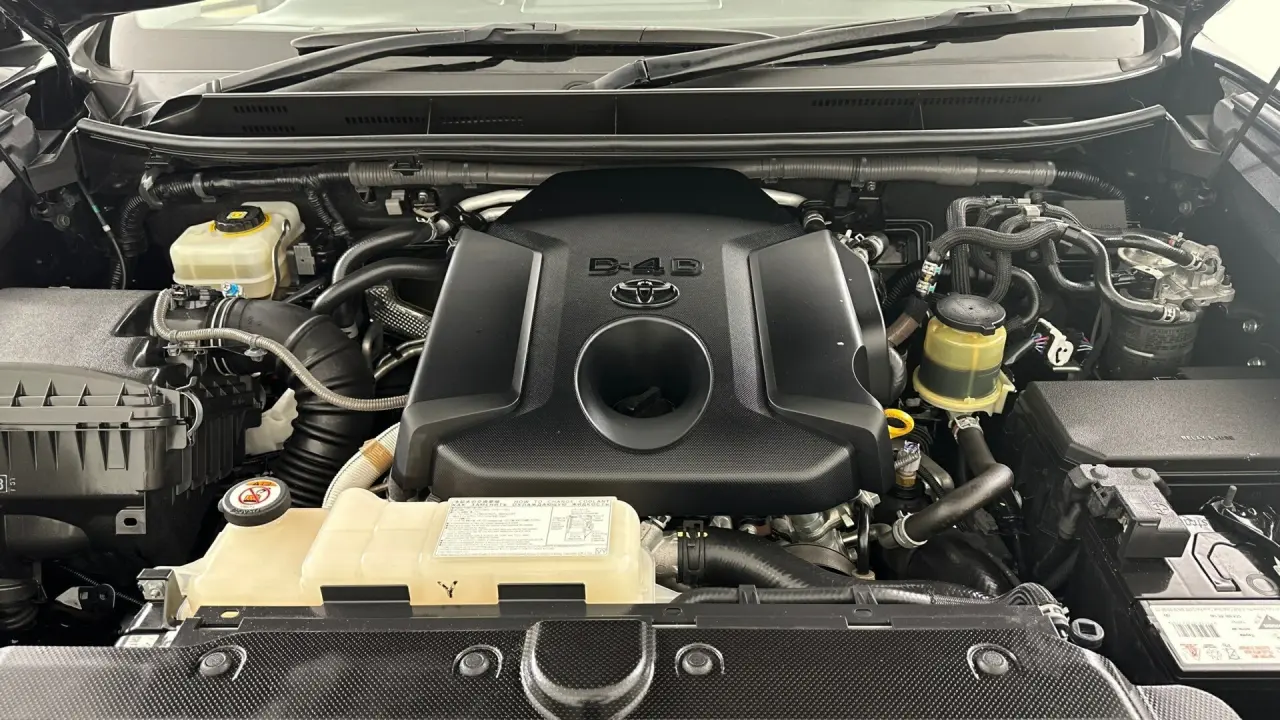 2019 Toyota Landcruiser Prado Gallery Image 21