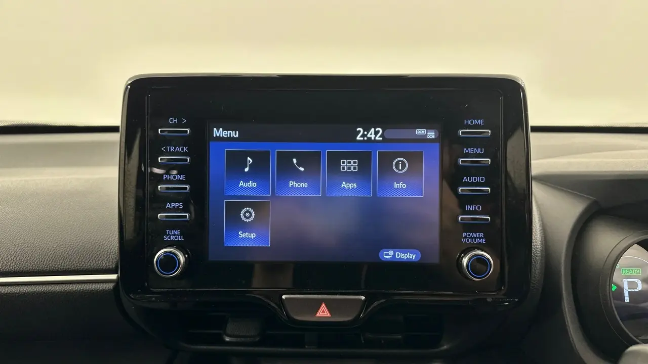 2022 Toyota Yaris Cross Gallery Image 11