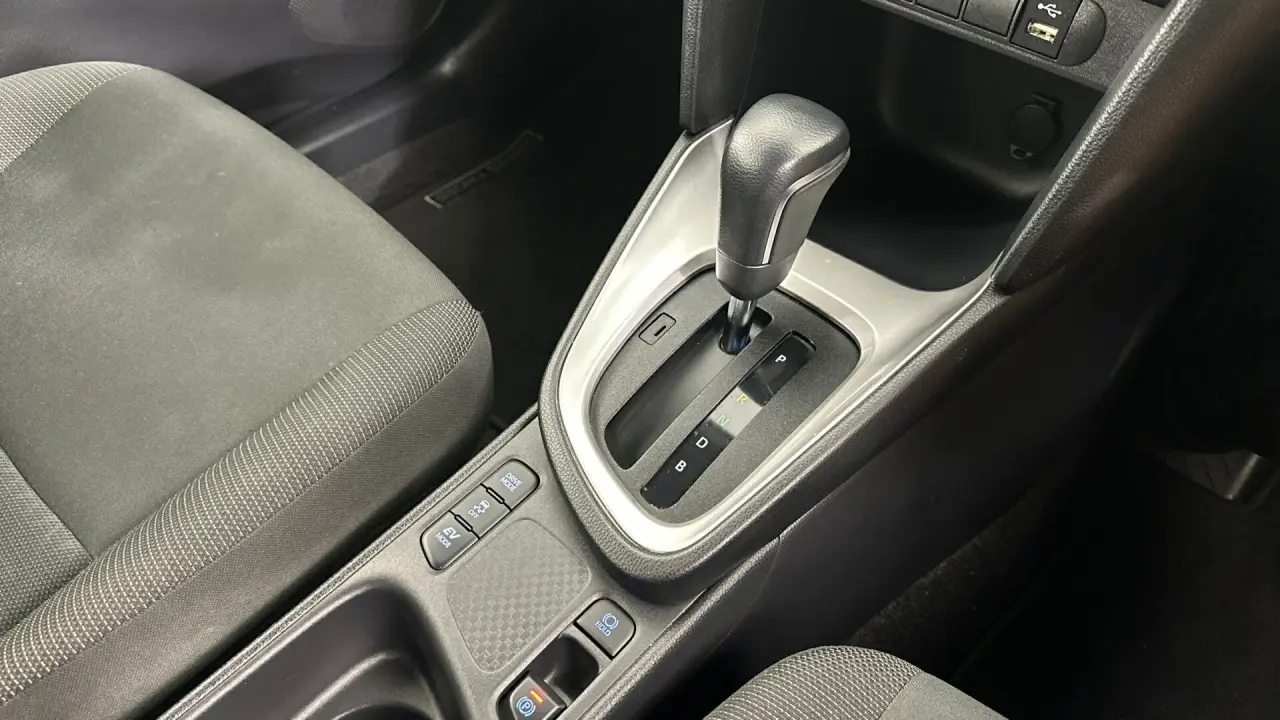 2022 Toyota Yaris Cross Gallery Image 14