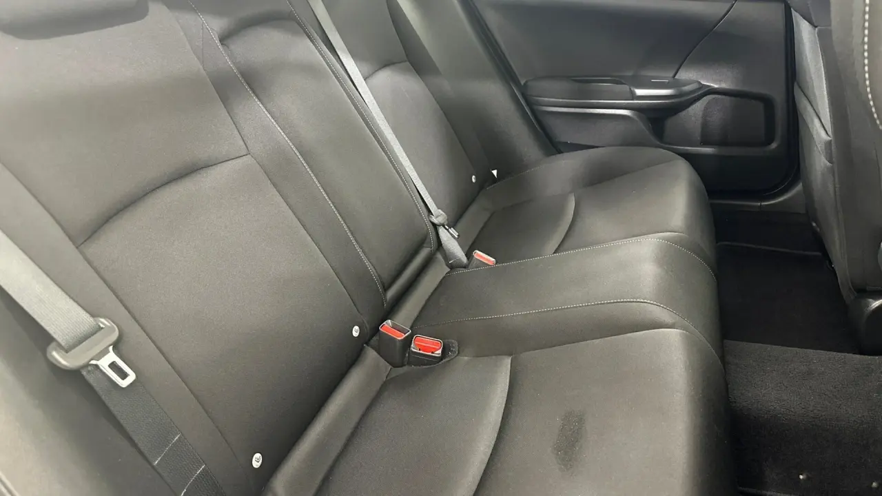 2016 Honda Civic Gallery Image 17