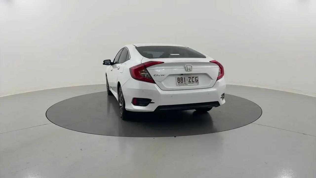 2016 Honda Civic Gallery Image 4