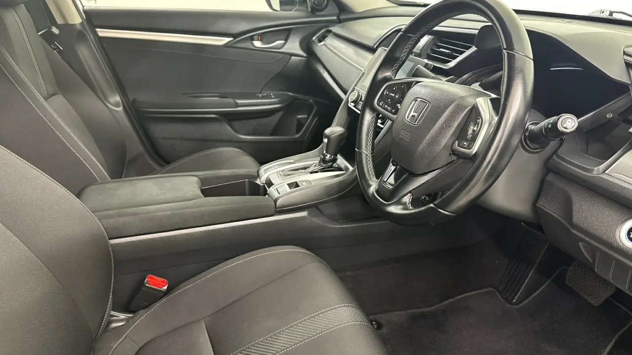 2016 Honda Civic Gallery Image 9