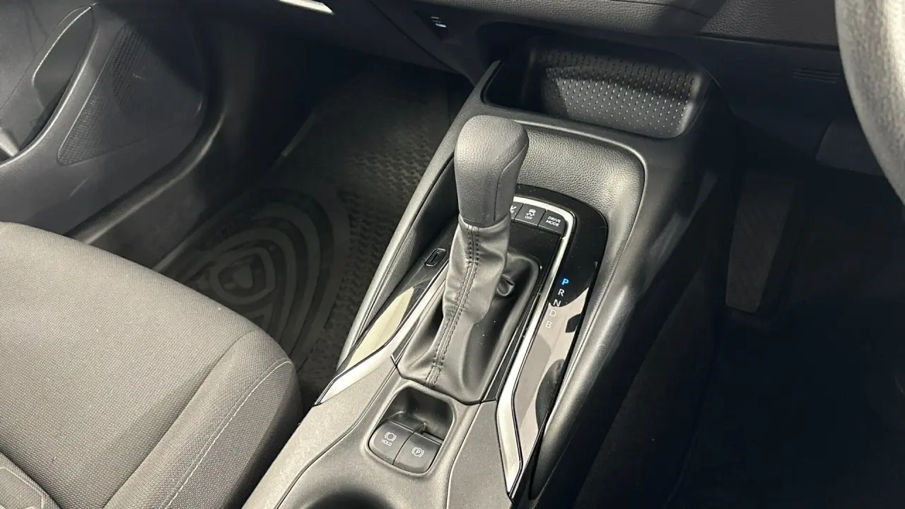 2022 Toyota Corolla Gallery Image 13