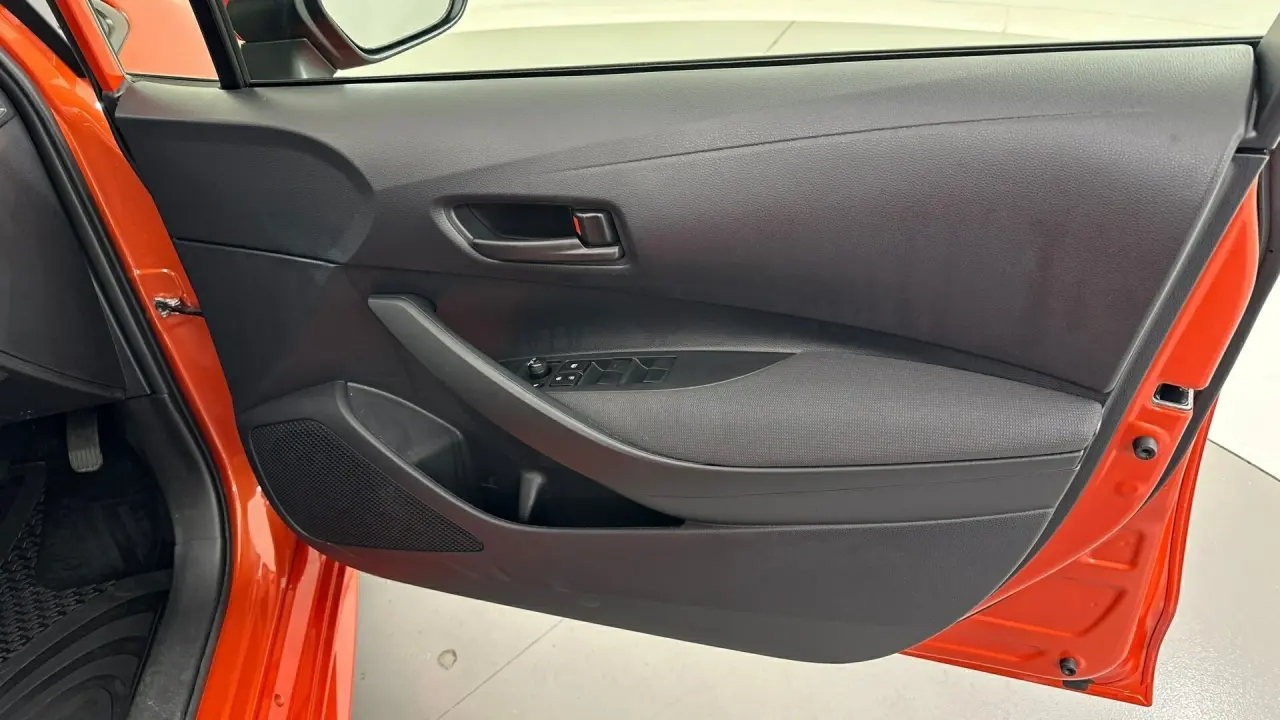 2022 Toyota Corolla Gallery Image 16