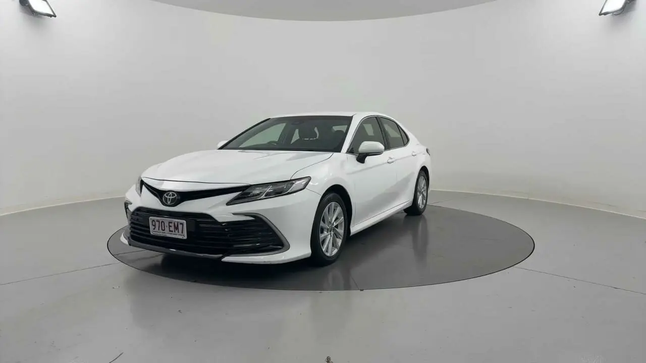 2022 Toyota Camry Gallery Image 1