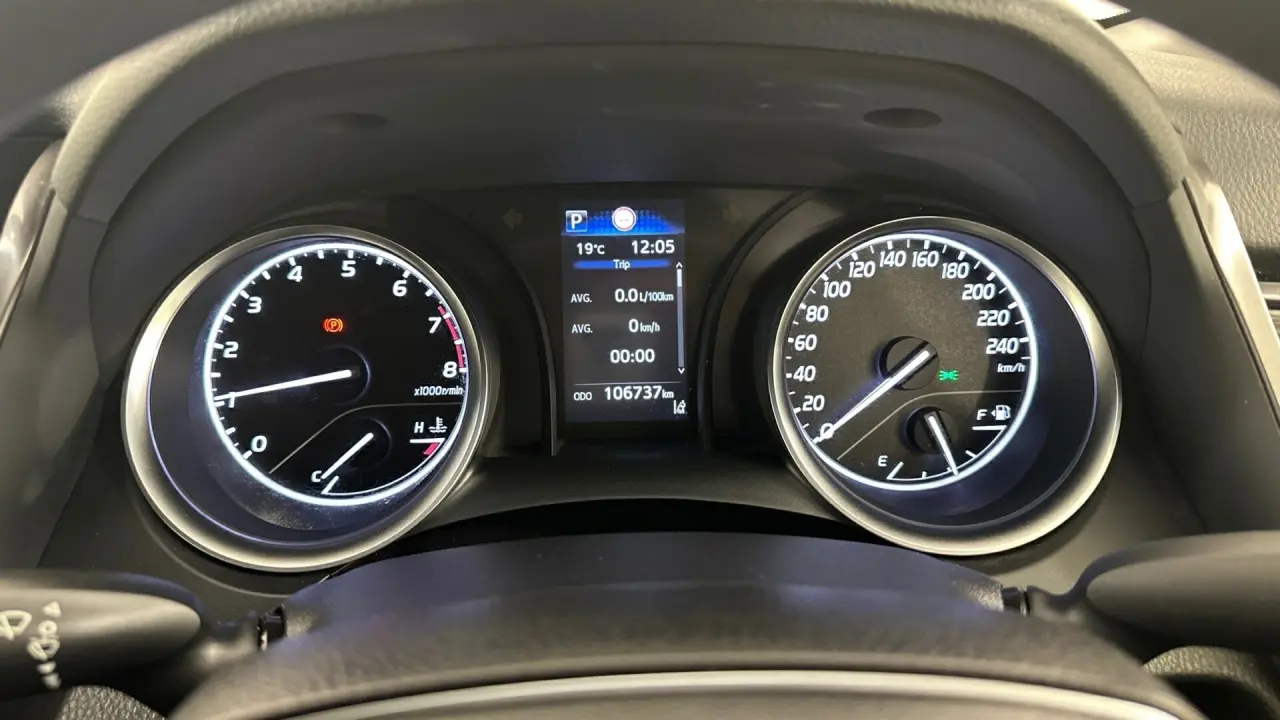 2022 Toyota Camry Gallery Image 10