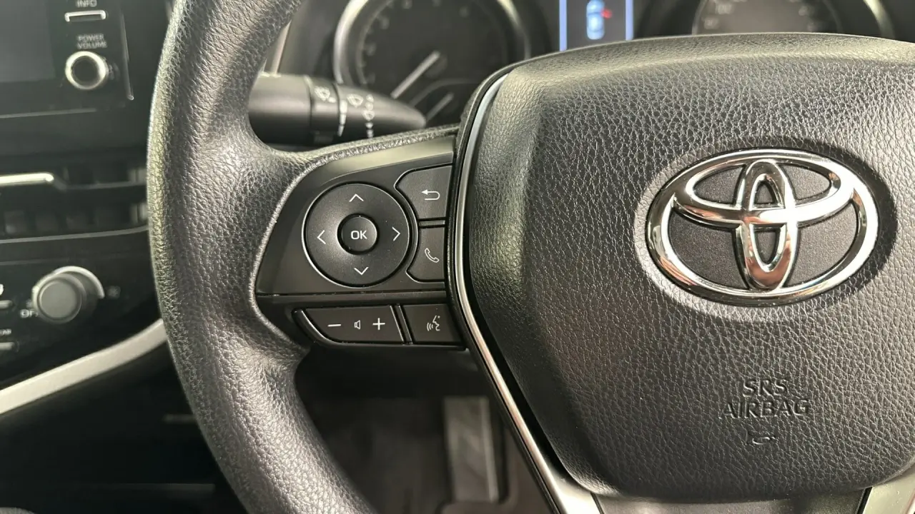 2022 Toyota Camry Gallery Image 11