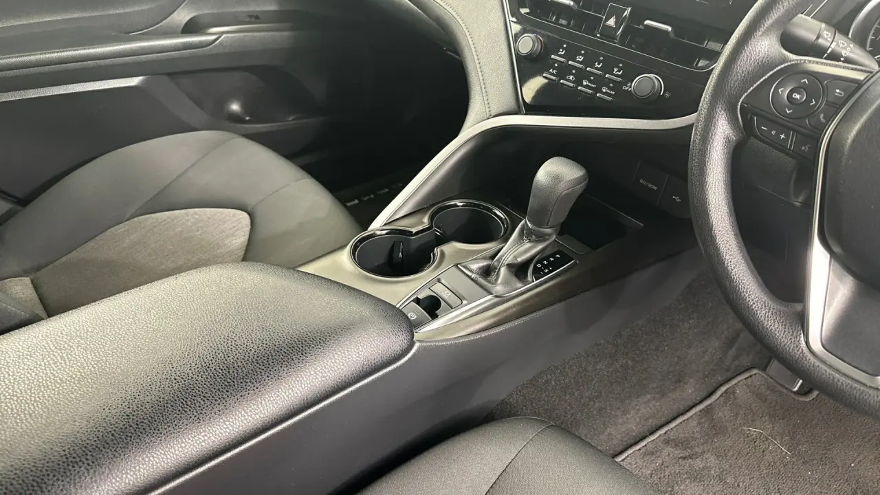 2022 Toyota Camry Gallery Image 15